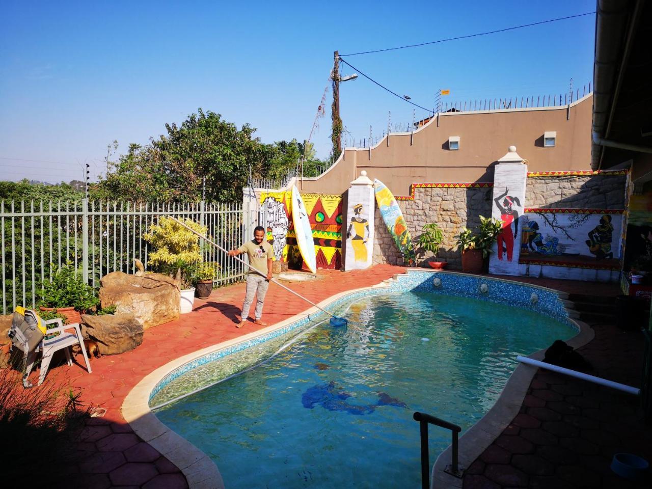 Khululekani - Durban Rasta Hide Out Backpackers Экстерьер фото