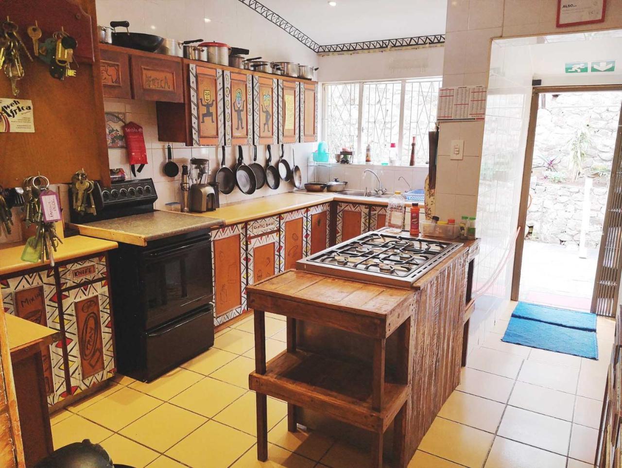 Khululekani - Durban Rasta Hide Out Backpackers Экстерьер фото