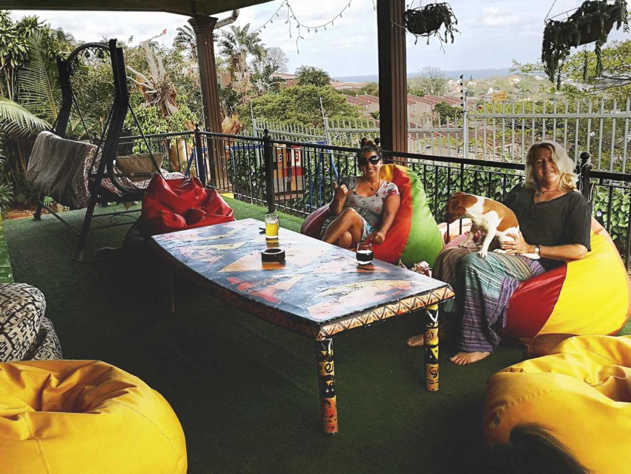 Khululekani - Durban Rasta Hide Out Backpackers Экстерьер фото